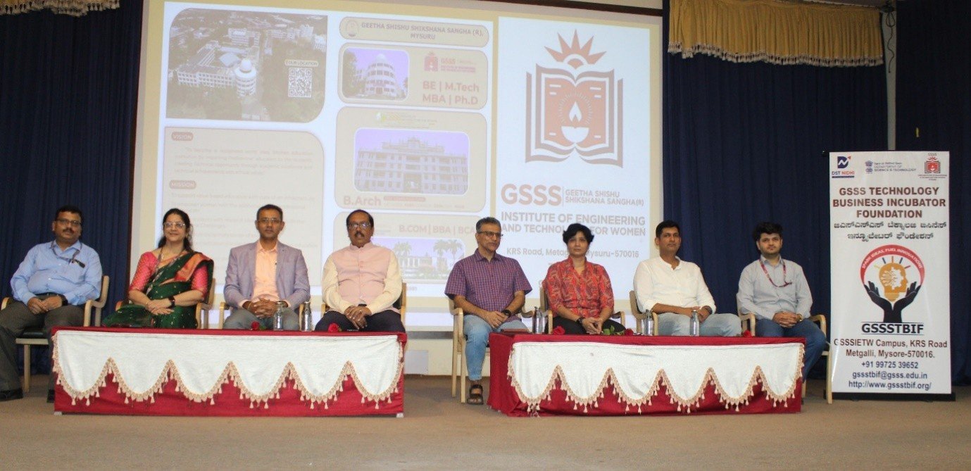 Read more about the article Two-Day Workshop on “Design Thinking”